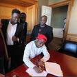 Davido signs global music deal with Sony BMG