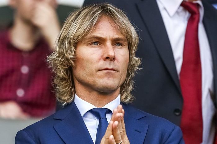 ___4289192___https:______static.pulse.com.gh___webservice___escenic___binary___4289192___2015___10___24___1___pavelnedved-cropped_1bzag74619jo51i7chrcyrm50w