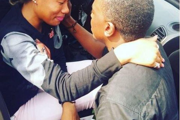 GT da Guitarman proposes to his girlfriend