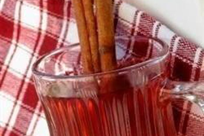 ___4584379___https:______static.pulse.com.gh___webservice___escenic___binary___4584379___2016___1___20___17___Hot+Spiced+Cranberry+Cider