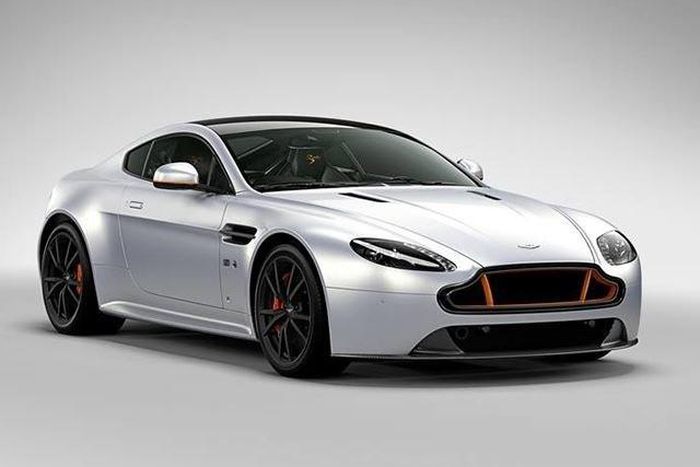 V8 Vantage S Blades Edition