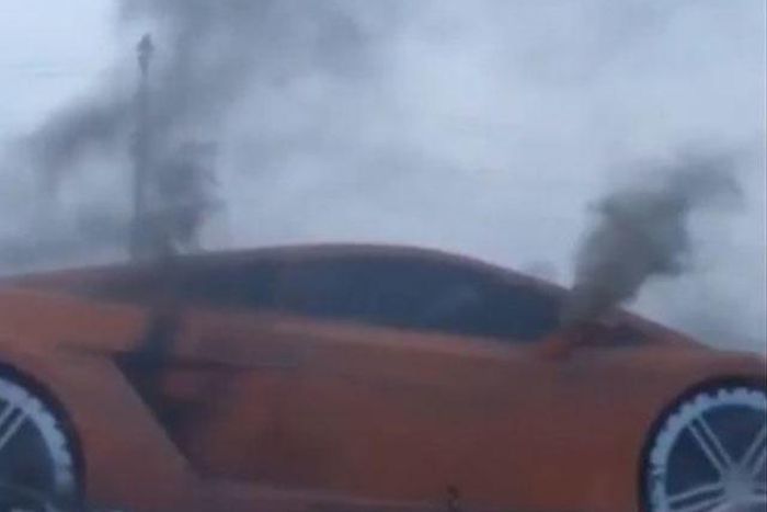 Russia's Giant Lamborghini Gallardo  on fire