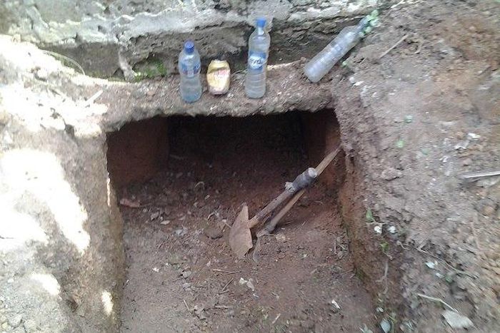 The tunnel of robbery