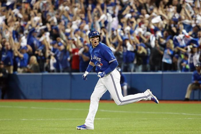 ___4275725___https:______static.pulse.com.gh___webservice___escenic___binary___4275725___2015___10___20___12___troytulowitzki-cropped_1lgmek3hk4c3015945qau9sh9x_1