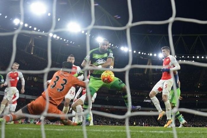 Arsenal in despair after home defeat by Swansea