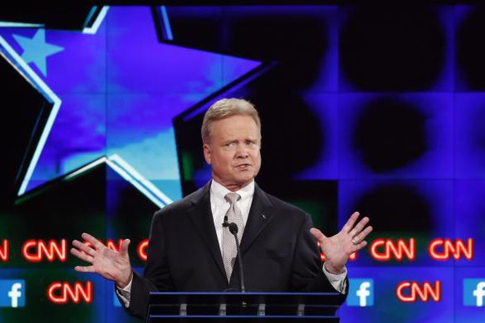 Democrat Webb weighing possible independent bid for White House