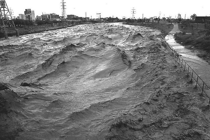 Thousands homeless as El Nino floods sweep Somalia