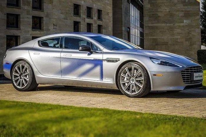  electric RapidE S sports sedan concept