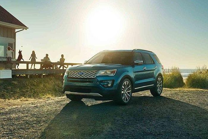 2016 Ford Explorer