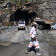 A mine worker is pictured at the Freda Rebecca gold mine in Bindura town February 7, 2015. REUTERS/Philimon Bulawayo