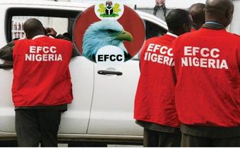 Operatives of the EFCC.