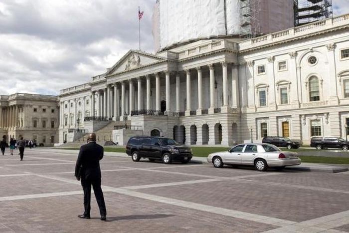 White House urges Congress to pass budget compromise reached by leaders