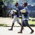 Children return from school in the mid-morning, in Ikarama village on the outskirts of the Bayelsa state capital, Yenagoa, in Nigeria's delta region October 8, 2015.    REUTERS/Akintunde Akinleye