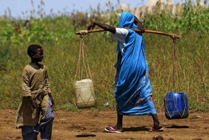 Sudan begins releasing blocked supplies for Darfur peacekeepers