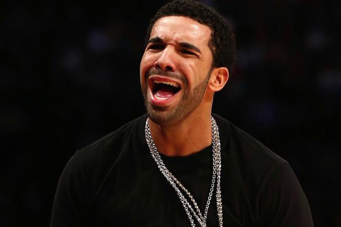 10 funny reasons to prove that Drake is actually from Nigeria