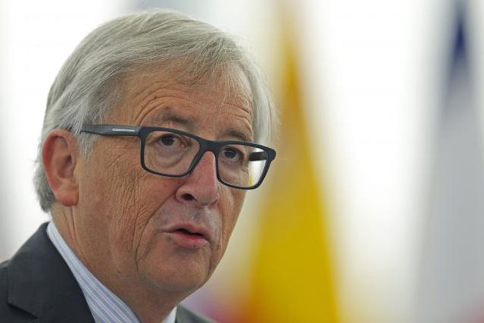EU's Juncker summons leaders over Balkan refugee crisis