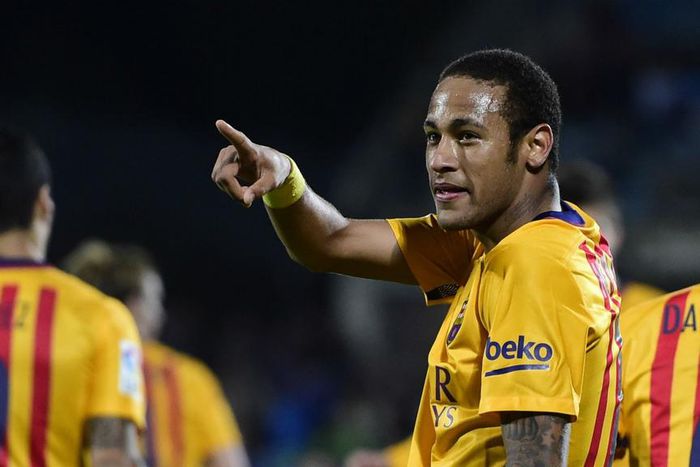 ___4313864___https:______static.pulse.com.gh___webservice___escenic___binary___4313864___2015___11___1___12___neymar-cropped_eyuerhn6afia1rrijlkme8bat