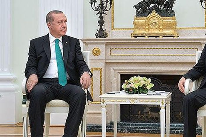 Turkey's Erdogan tells Putin concerned about new Aleppo refugee wave - sources