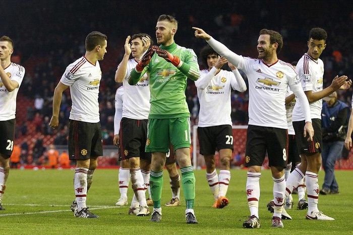 Manchester United players celebrate the win against Liverpool on Sunday, January 17, 2016