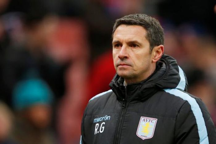 Garde calls for crumbling Villa to stick together