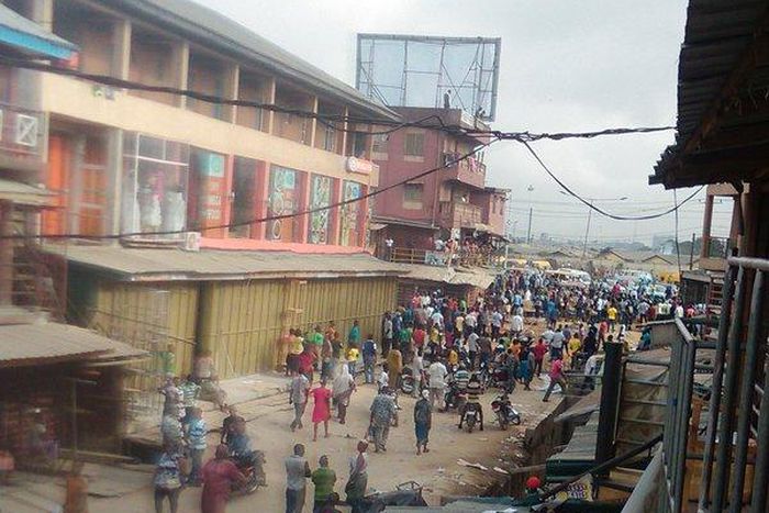 Violence breaks out in Oshodi on March 2, 2016