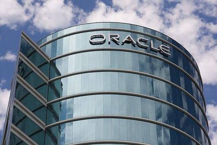 Oracle Corporation.
