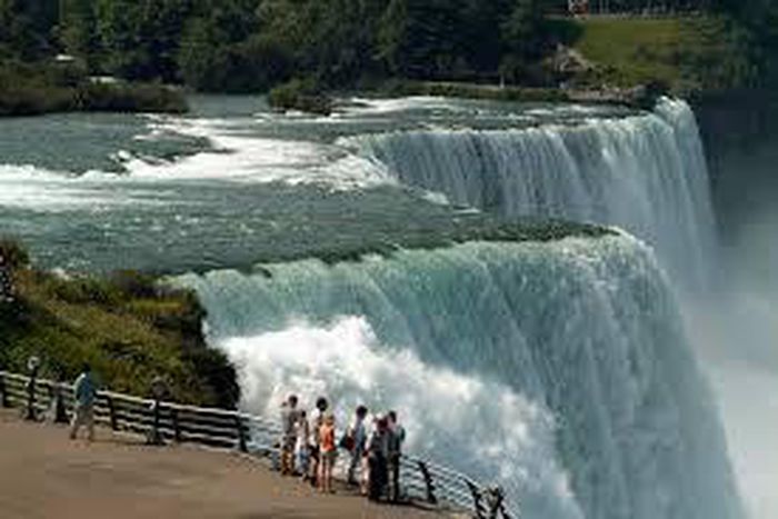 ___4632560___https:______static.pulse.com.gh___webservice___escenic___binary___4632560___2016___2___1___16___niagara+falls