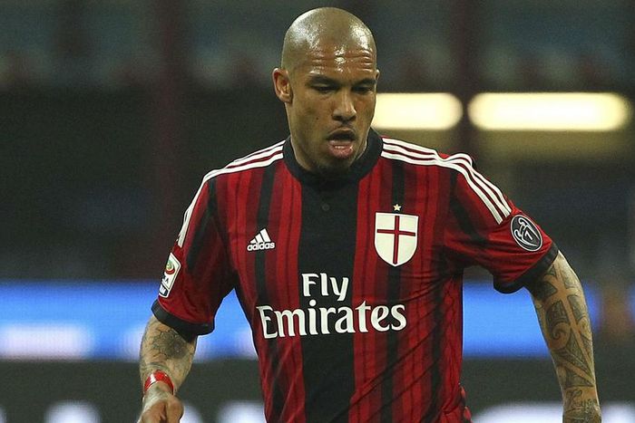 AC Milan news: Nigel de Jong released