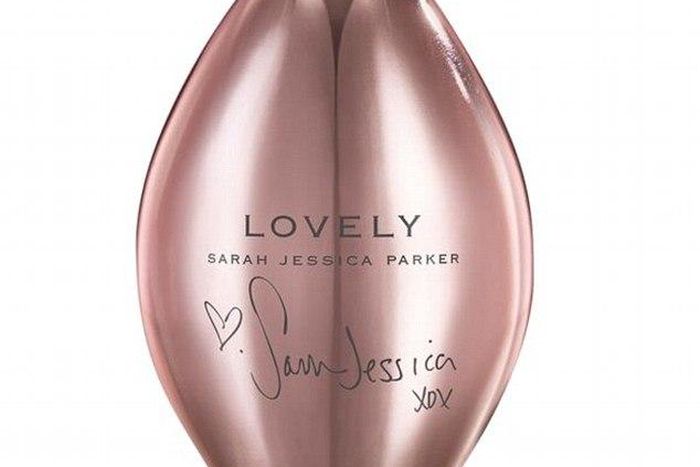 Sarah Jessica Parker unveils a special edition 'Lovely' fragrance to mark tenth year anniversary