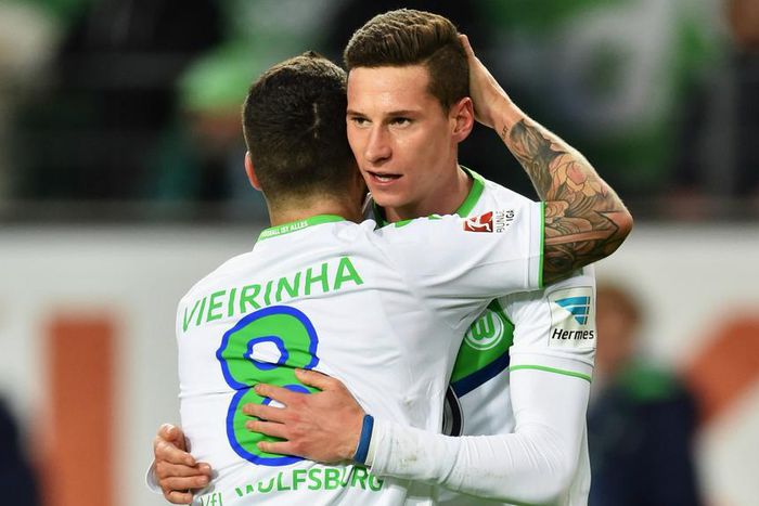 ___4628327___https:______static.pulse.com.gh___webservice___escenic___binary___4628327___2016___1___31___23___vieirinha-julian-draxler-cropped_1w7mmik2nqz1412qlexg1i9alj