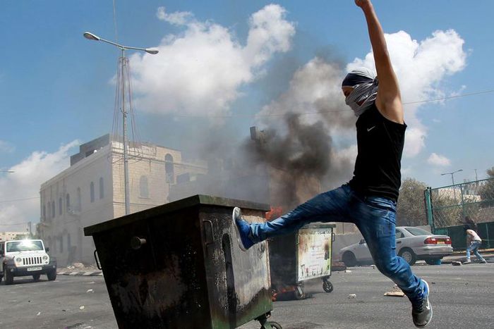 Masked men attack Saudi intelligence compound with firebombs -activists