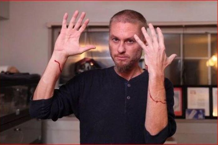 Scientist bitten by snake more than 160 times is now immune to the venom