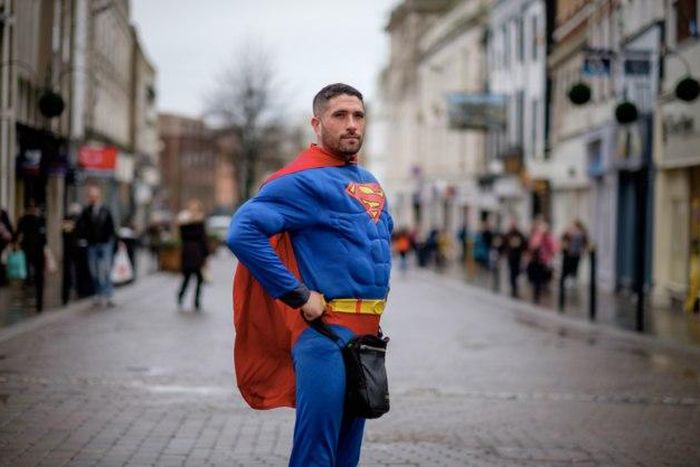 Man in superman costume goes viral after stopping robbery