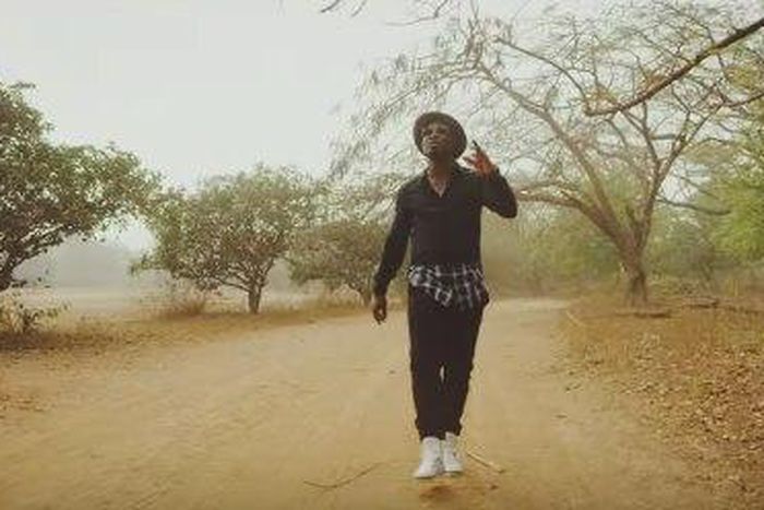 Aka gum - Harrysong ft. Duncan Mighty