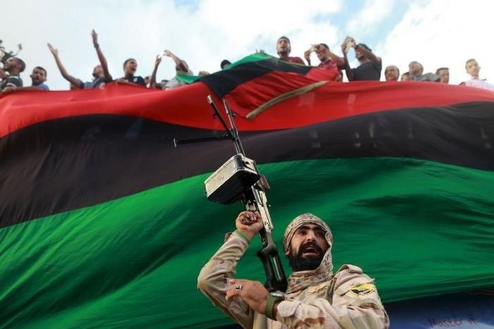 One of the members of the military protecting a demonstration against candidates for a national unity government proposed by U.N. envoy for Libya Bernardino Leon, is pictured in Benghazi, Libya October 23, 2015. REUTERS/Esam Omran Al-Fetori