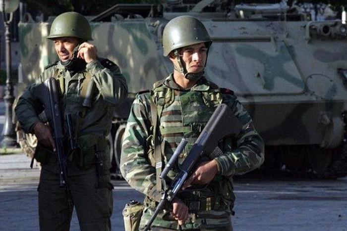 Tunisia police, Islamist militants clash, two dead -government