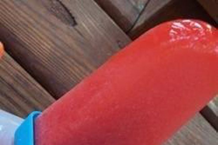 ___4662619___https:______static.pulse.com.gh___webservice___escenic___binary___4662619___2016___2___8___17___Strawberry+Lemonade+Ice+Pops