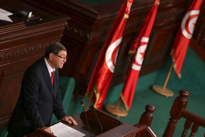 Tunisian Prime Minister Habib Essid delivers a speech at the Assembly of People's Representatives in Tunis, Tunisia January 11, 2016.  REUTERS/Zoubeir Souissi