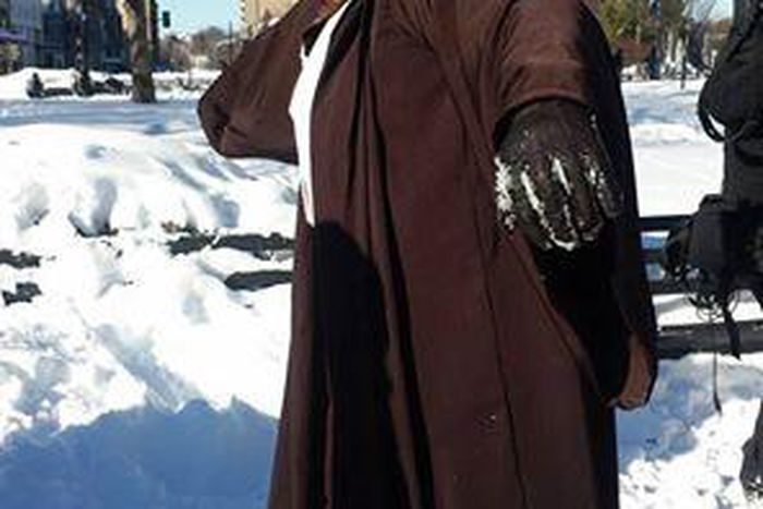 Hundreds turn up for 'Star Wars' snowball fight