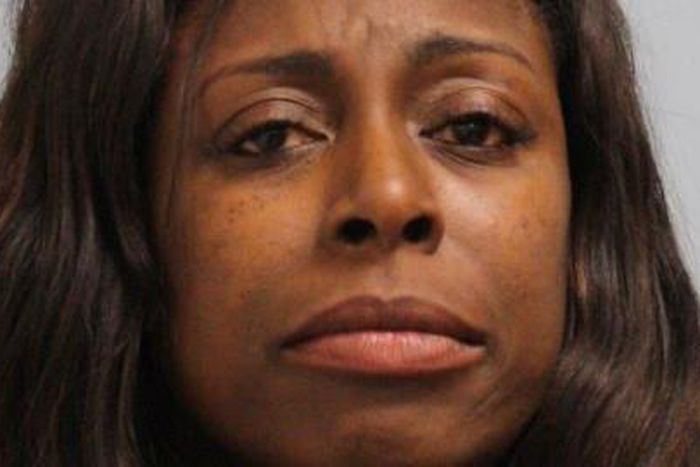 Woman arrested for robbing her own limo driver