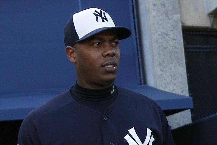 ___4750356___https:______static.pulse.com.gh___webservice___escenic___binary___4750356___2016___3___2___12___chapman-aroldis-22316-usnews-getty-ftr_1c0hjknsnlq7d1xwotv7mlvuw0