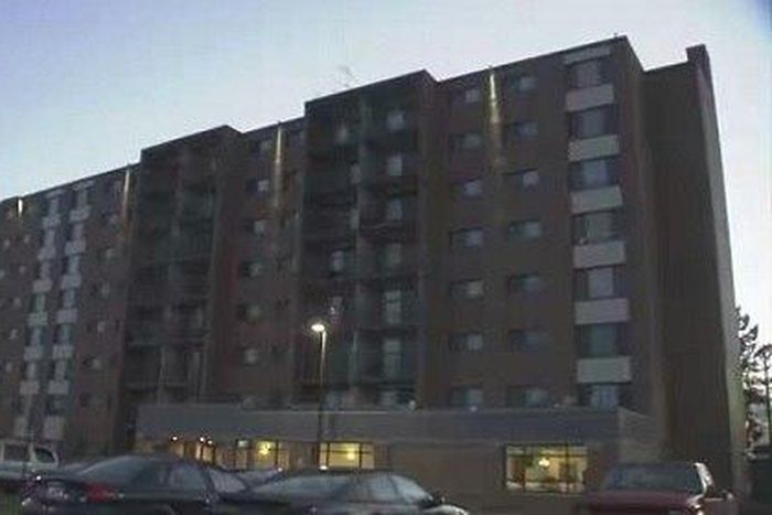 Man sets home, self ablaze while trying to get rid of bedbugs