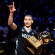 Zach LaVine  win 2016 Dunk Contest
