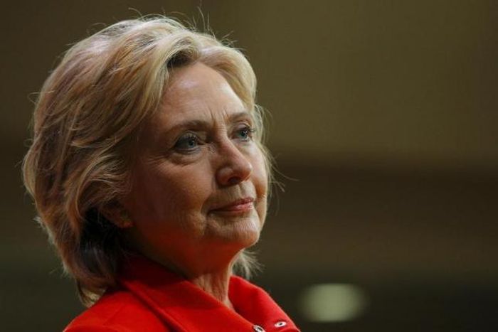 At odds with Republicans, Hillary Clinton to testify on Benghazi