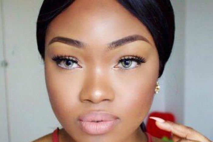 Youtube sensation/beauty blogger Ajays Glam shows off almost bare makeup look
