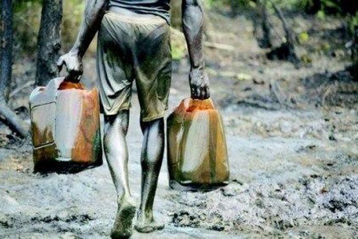 3 illegal bunkerers burnt to death in Isolo area