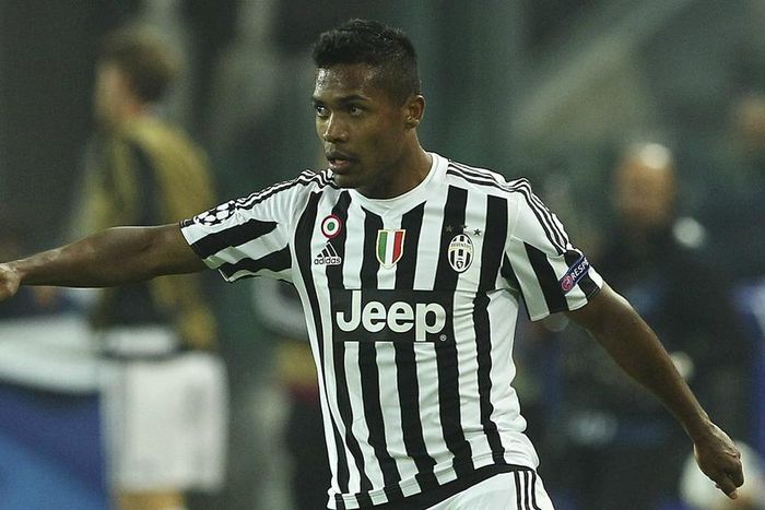 ___4353781___https:______static.pulse.com.gh___webservice___escenic___binary___4353781___2016___2___17___2___alex-sandro-cropped_wbd0oo4zewvr1gr5pdg0a4mjg