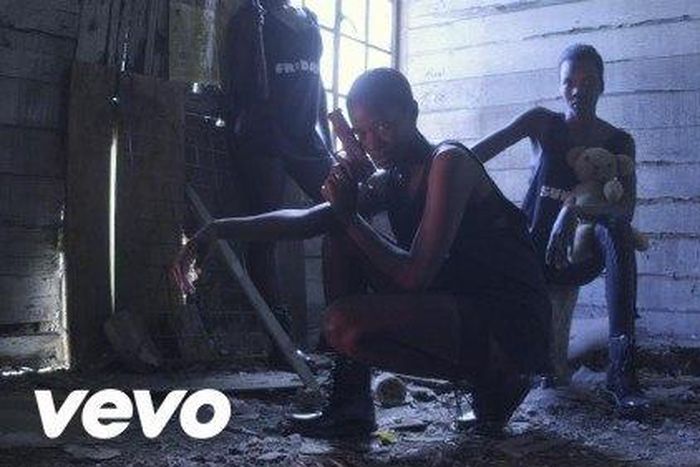 Da L.E.S - “6AM”