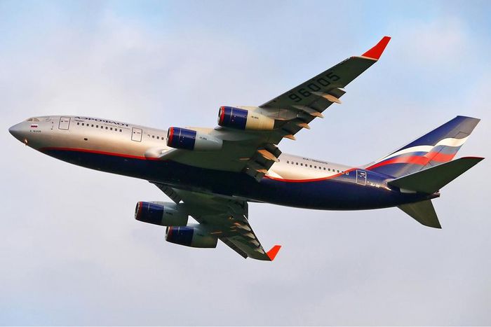 Russia's Aeroflot replaces an A321 plane on Moscow-St Petersburg route