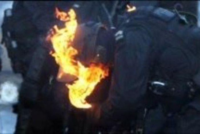 Suspected Northern Ireland car bomb injures man